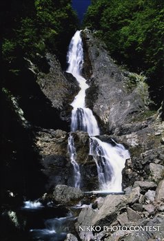 夏の滝