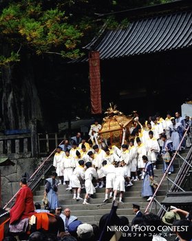 勇壮な祭り